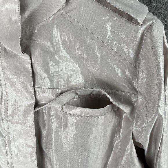 Chicos Windbreaker Jacket Womens Size 2 Metallic Beige Hooded Zip Pockets - Picture 11 of 11